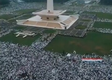 فیلم | تظاهرات بی‌سابقه ۲ میلیون نفری مردم اندونزی علیه جنایت‌های رژیم صهیونیستی