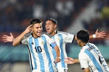 مرحله ۱/۴ نهایی جام جهانی فوتبال نوجوانان ۲۰۲۳ ؛ پدیده آرژانتینی با ۳ گل برزیل را حذف کرد + فیلم