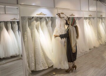 اسرار کسب‌وکار لباس عروس/چطور ماهانه ۵۰۰ میلیون درآمد دارند؟