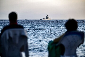 حادثه جدید دریای سرخ / انصارالله: نیروهای آمریکایی و انگلیسی دیگر نمی‌توانند از باب‌المندب عبور کنند