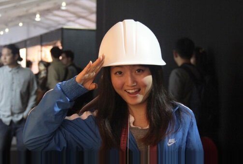 اوج خلاقیت در تبدیل صندلی به کلاه‌ ایمنی مقاوم در برابر زلزله توسط ژاپنی‌ها را ببینید!