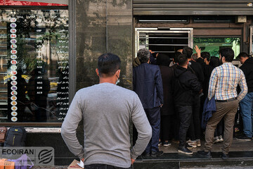روزنامه ایران: اولتیماتوم ارزی مجلس، بازار را ملتهب کرد