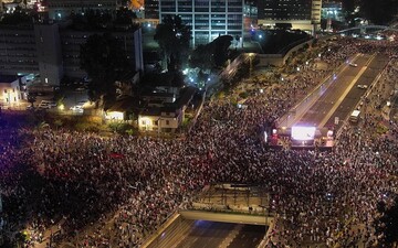 ۱۰۰ هزار معترض به تظاهرات در تل‌آویو پیوستند + فیلم
