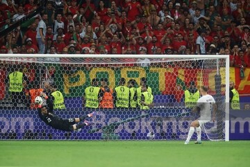 صعود پرتغال با دستان طلایی دیگو ؛ رونالدو شانس آورد! + عکس و فیلم خلاصه بازی