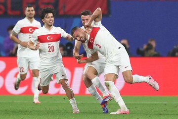 ترکیه ۲ - اتریش ۱ ؛ میزبان دوم در جام ماند + فیلم خلاصه بازی